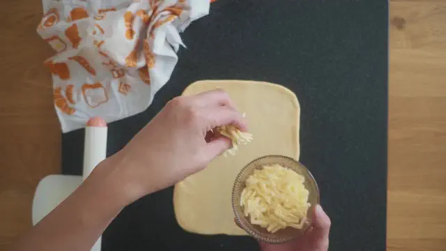 チーズブレッド 工程8