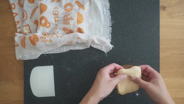 トロピカルクリームパン 工程7