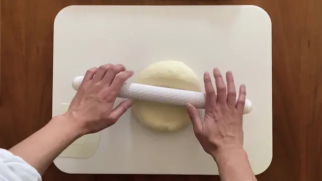 塩パン 工程7