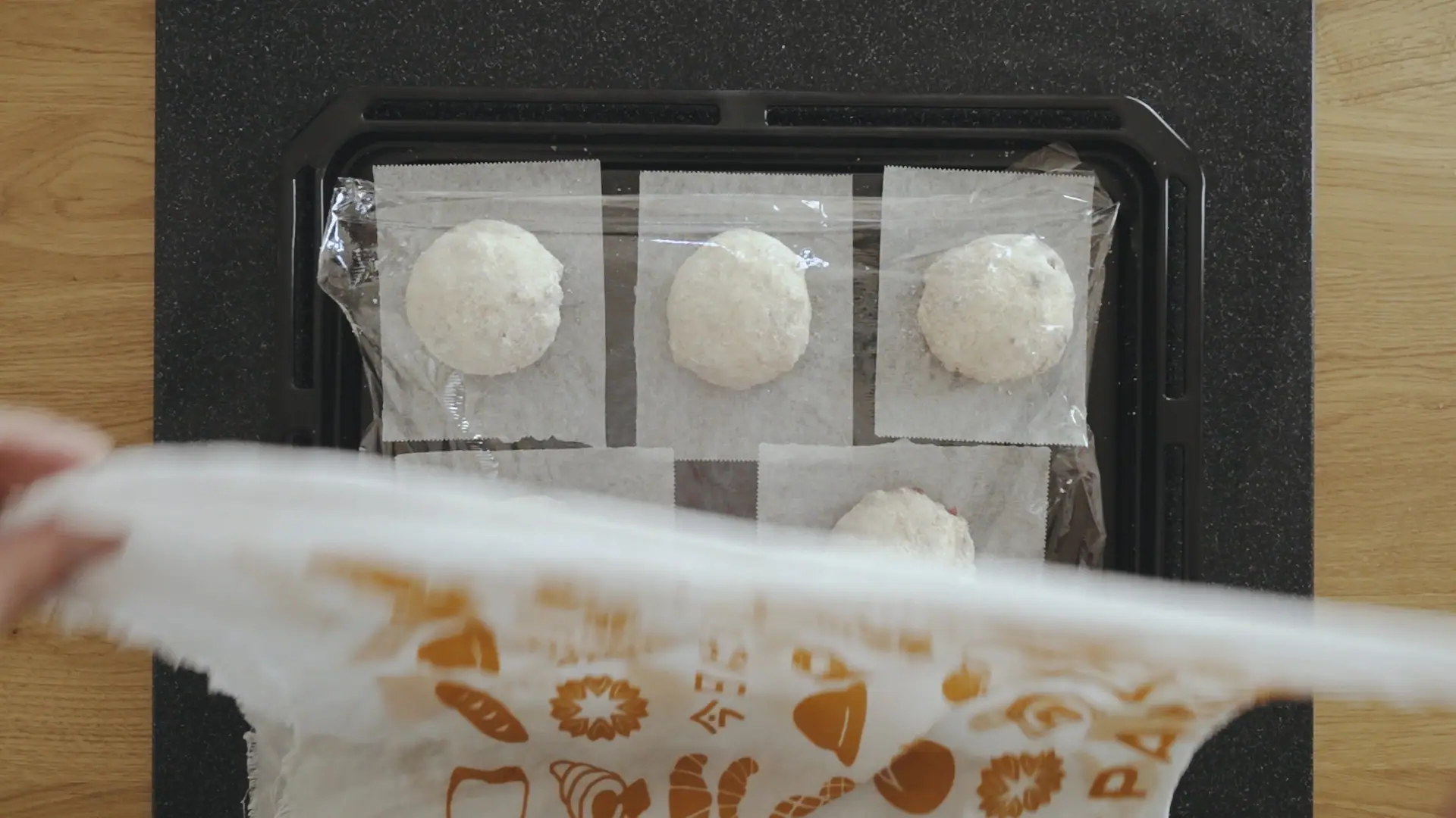 全粒粉とクルミとクランベリーのパン 工程11
